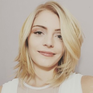 Blacksun2345 naked before webcam in live porn chat