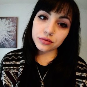 EmmaMinxxxx naked before webcam in live porn chat