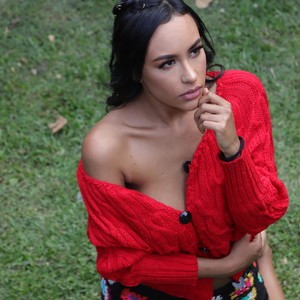 GaitanaWarrio naked before webcam in live porn chat