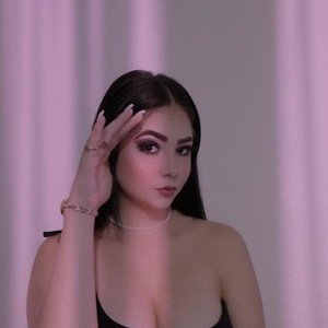 Kendra_soto naked before webcam in live porn chat