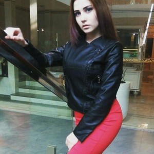 Lana_J naked before webcam in live porn chat
