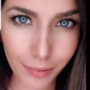 MilaJoulie naked before webcam in live porn chat