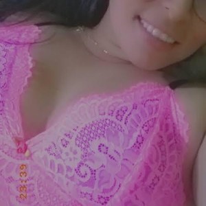 Naila_1 naked before webcam in live porn chat