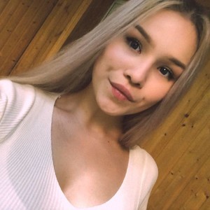 WendyOrtons naked before webcam in live porn chat