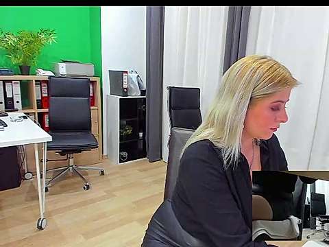 IsabellaSnow