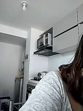 Holly_Baker2