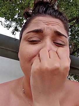 Carolinn_