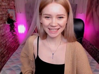 CarlyMoone