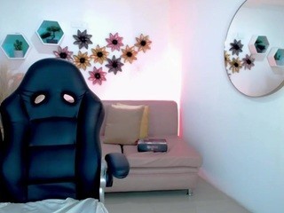 NiaPetite
