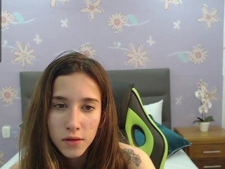 alicia-cute