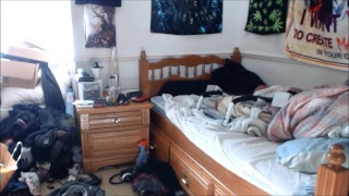 Jerking Off On My Bed With A Nice Load At The End 2