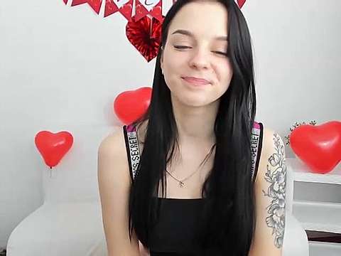 Alicia-Luv