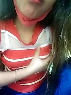 Janvi_hot