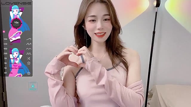 Lucy_Top