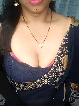 Indianhotrashmi