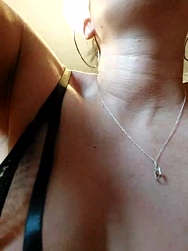 Hotmomcheckk