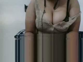 Hornylegs69