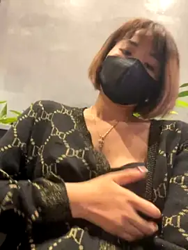 Hana_Swinger23