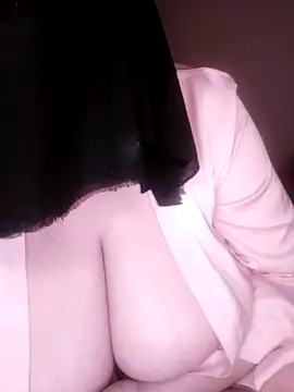 Queen__reem