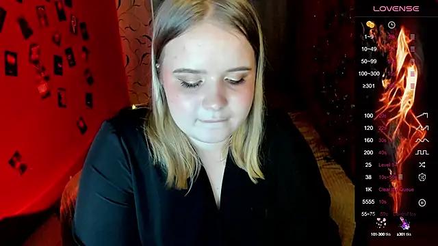 adele_peach_