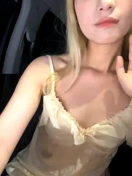 ainiya19