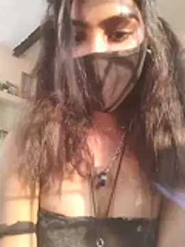 pari-hot
