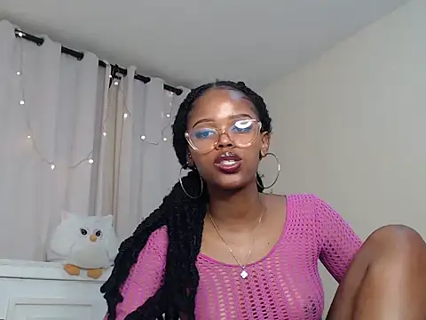 peeky_pinky