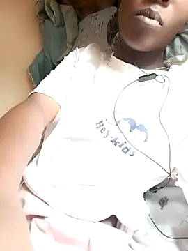 Petite__lorena