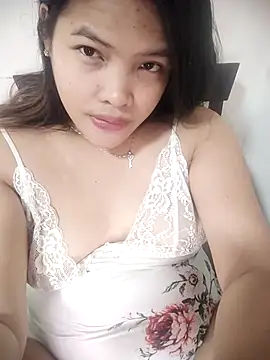 Working_Asian_Princess