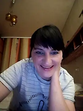 DonimikaLove42