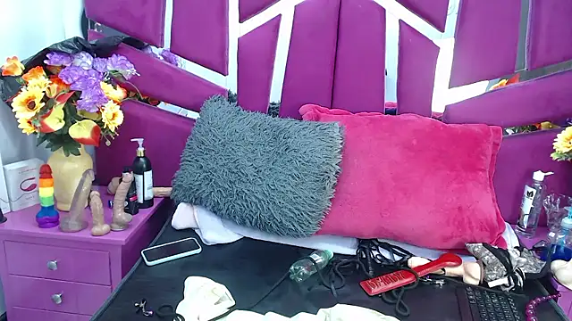 HornySkinny26