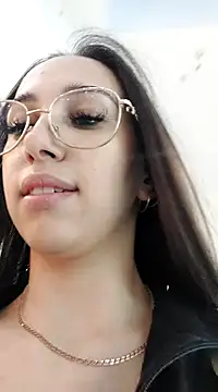 Mila_H0t