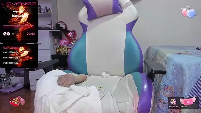 sasha_blaire