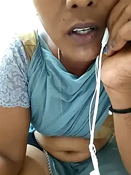 Tamil-Varshaa