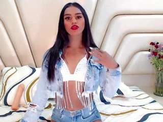 Tiifany-Hot01