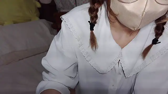 Yuni_tan