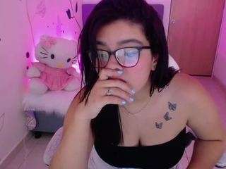 Chloe-19
