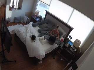 voyeurcam-brandi-love-bedroom