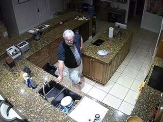 voyeurcam-brandi-love-kitchen
