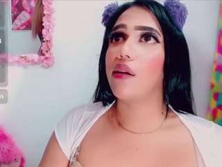 Camila-Hot