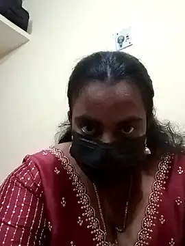 Hot_Divyaaa