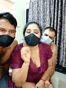Sizzling_Couple