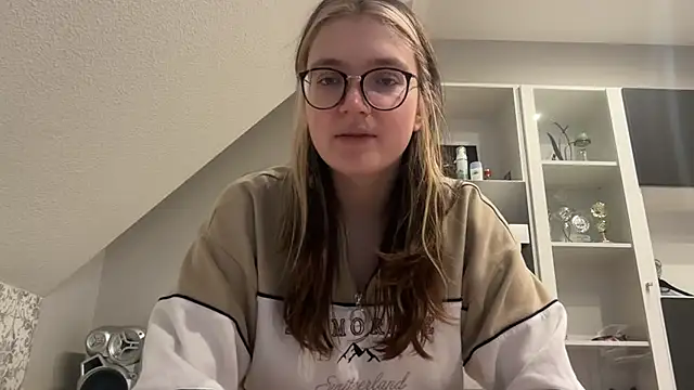 NikaCyberslut