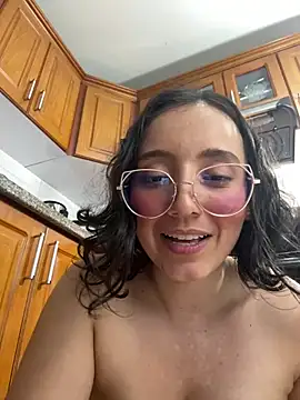 Kay_LustyWife