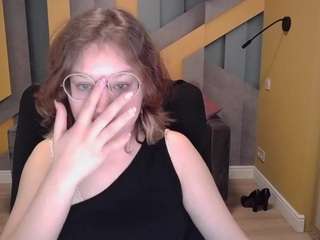 AngelinaLow
