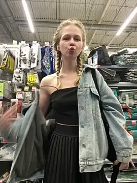 Julie_Cutie