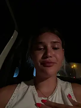 larasexy35