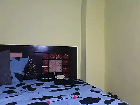 Dora_7827