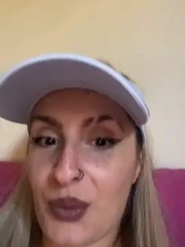 Sexy_Bulgarian_woman