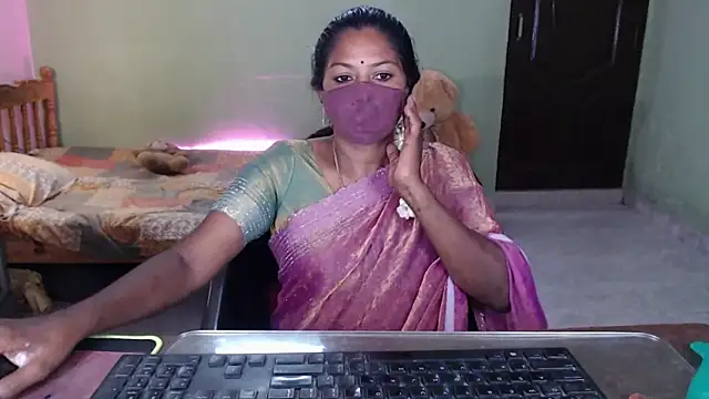 HotGulabi